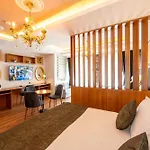 Hotel Harmony & 4*