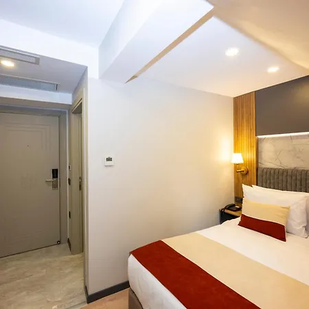 Szálloda Harmony & 4*