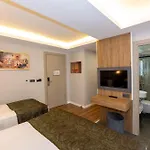 Hotel Harmony & Istambul