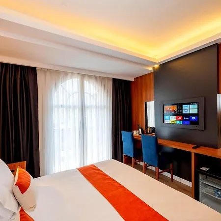 Harmony & Hotel 4*