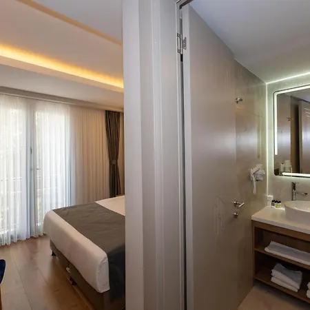 Hotel Harmony &