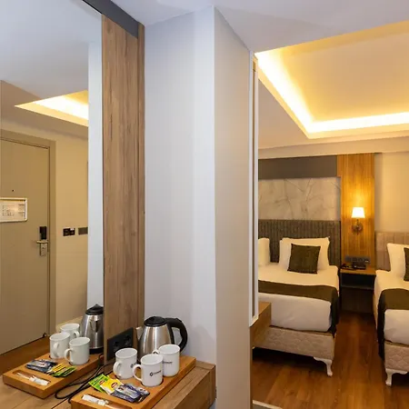 Harmony & Hotel