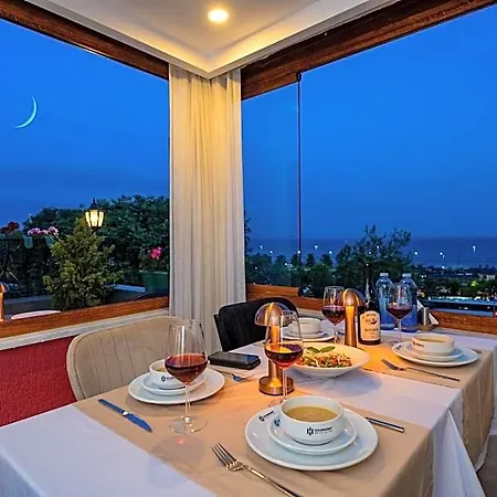 Harmony & 4* Istanbul